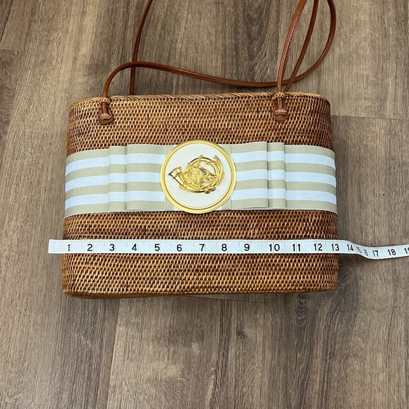 Bosom Buddy Hand Woven Straw 'The Hunt' Bag/Tote with Bow - Picture 7 of 13